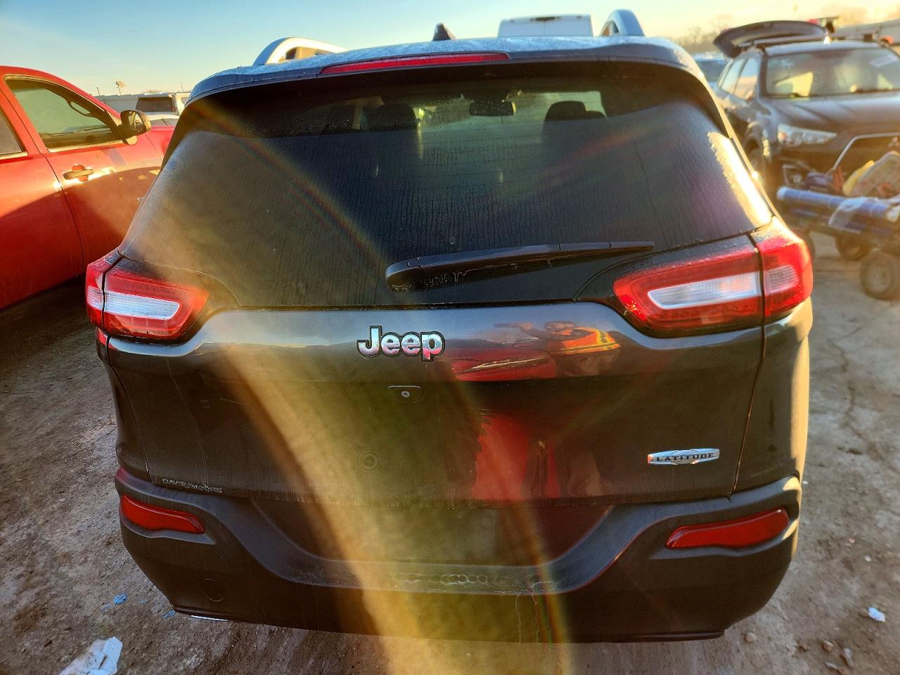 2017 JEEP CHEROKEE LATITUDE photo 6