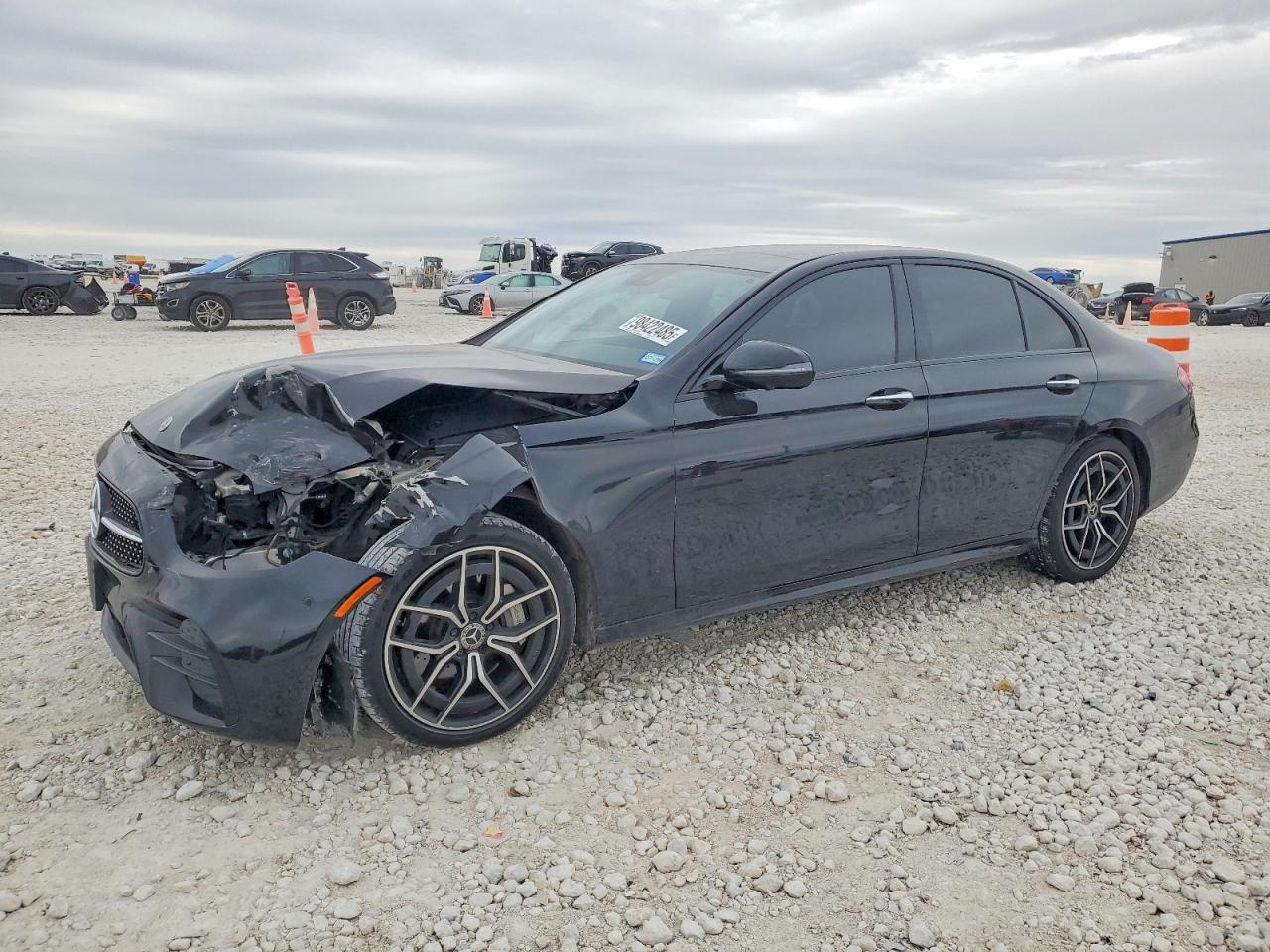 2021 MERCEDES-BENZ E