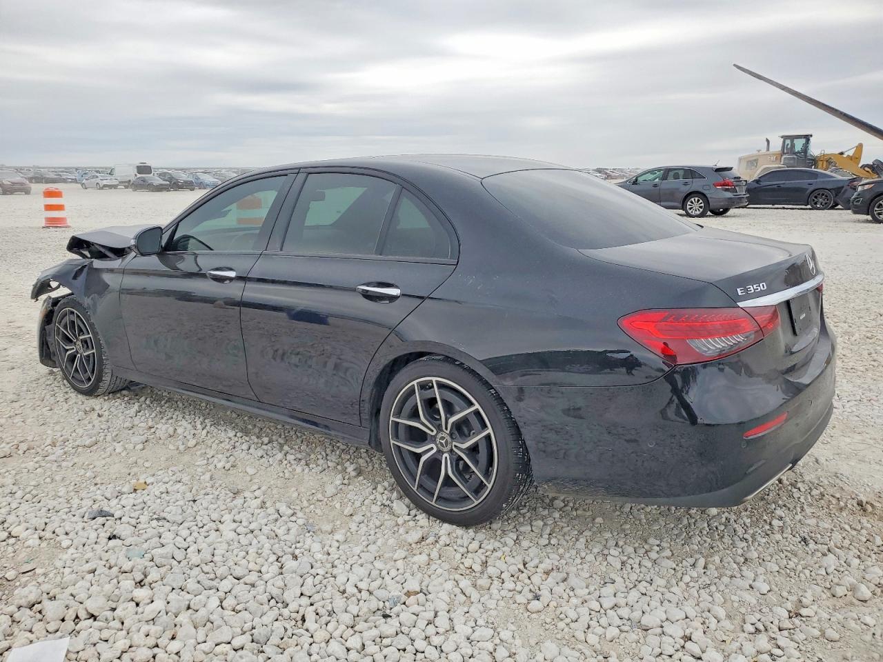 2021 MERCEDES-BENZ E 350 photo 2