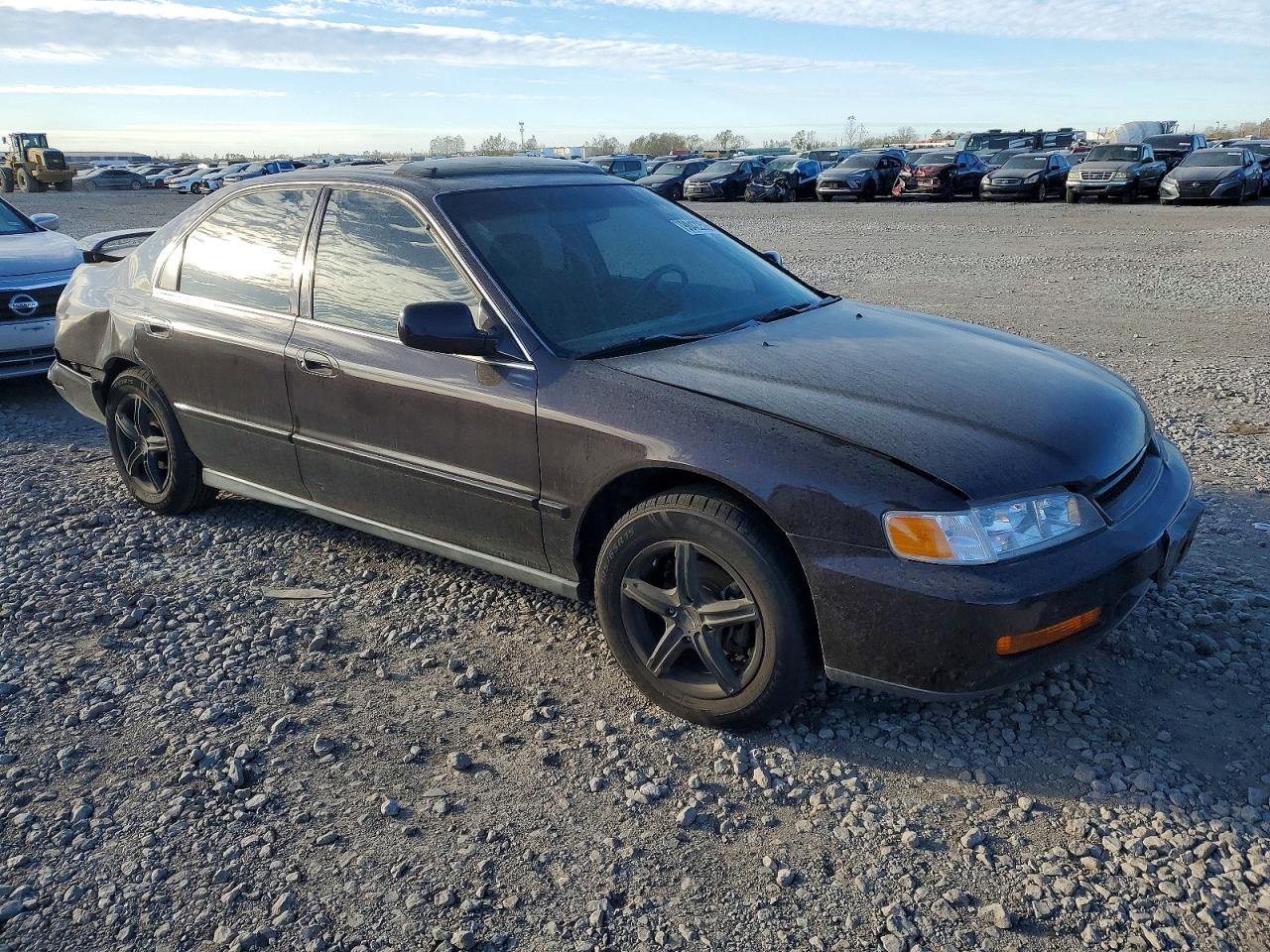 1997 HONDA ACCORD SE photo 4