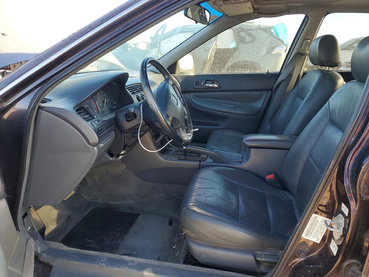 1997 HONDA ACCORD SE photo 7