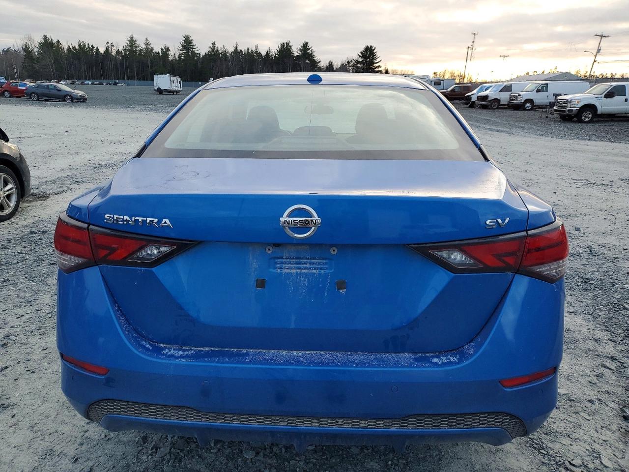 2022 NISSAN SENTRA SV photo 6