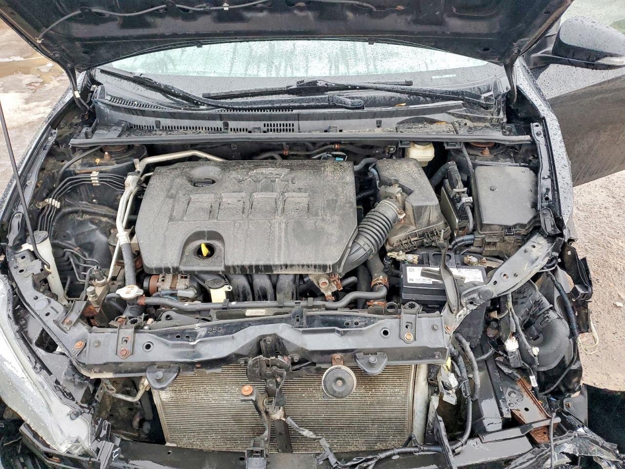 2018 TOYOTA COROLLA L photo 11