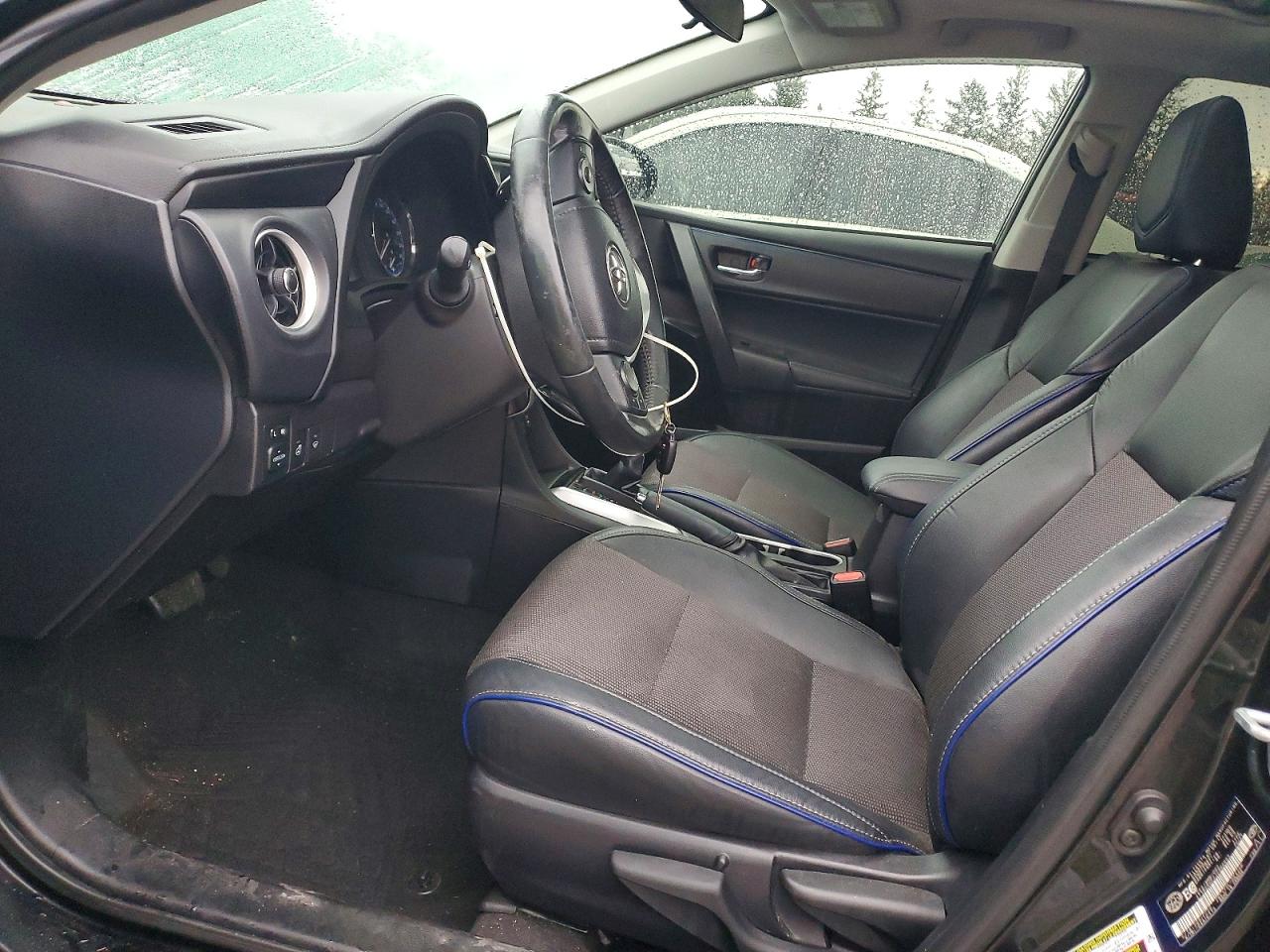 2018 TOYOTA COROLLA L photo 7