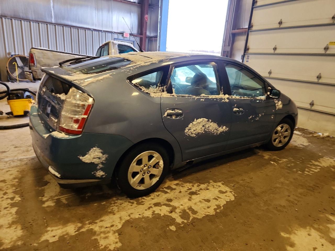 2009 TOYOTA PRIUS photo 3