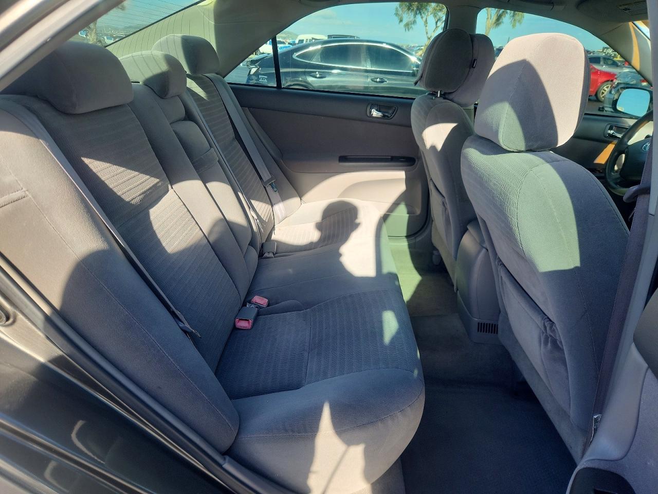 2006 TOYOTA CAMRY LE photo 10