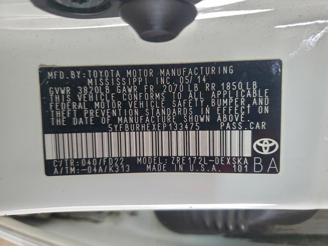 2014 TOYOTA COROLLA L photo 12