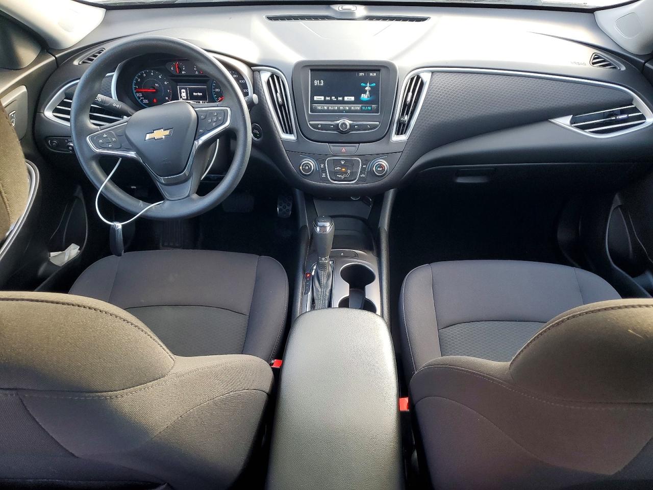 2017 CHEVROLET MALIBU LS photo 8