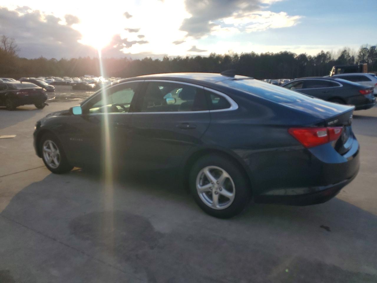 2017 CHEVROLET MALIBU LS photo 2