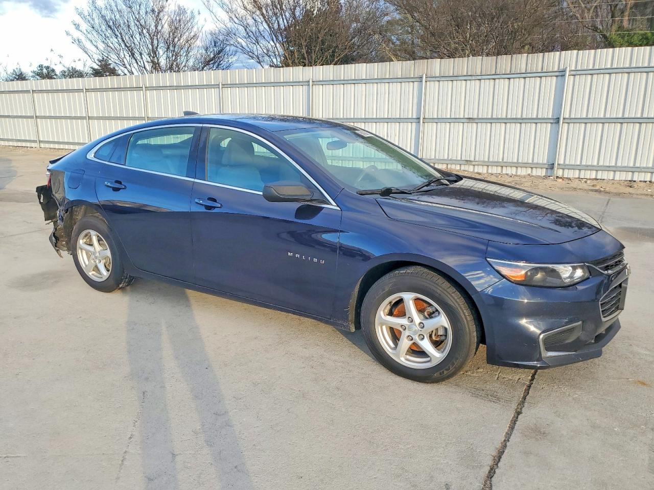 2017 CHEVROLET MALIBU LS photo 4