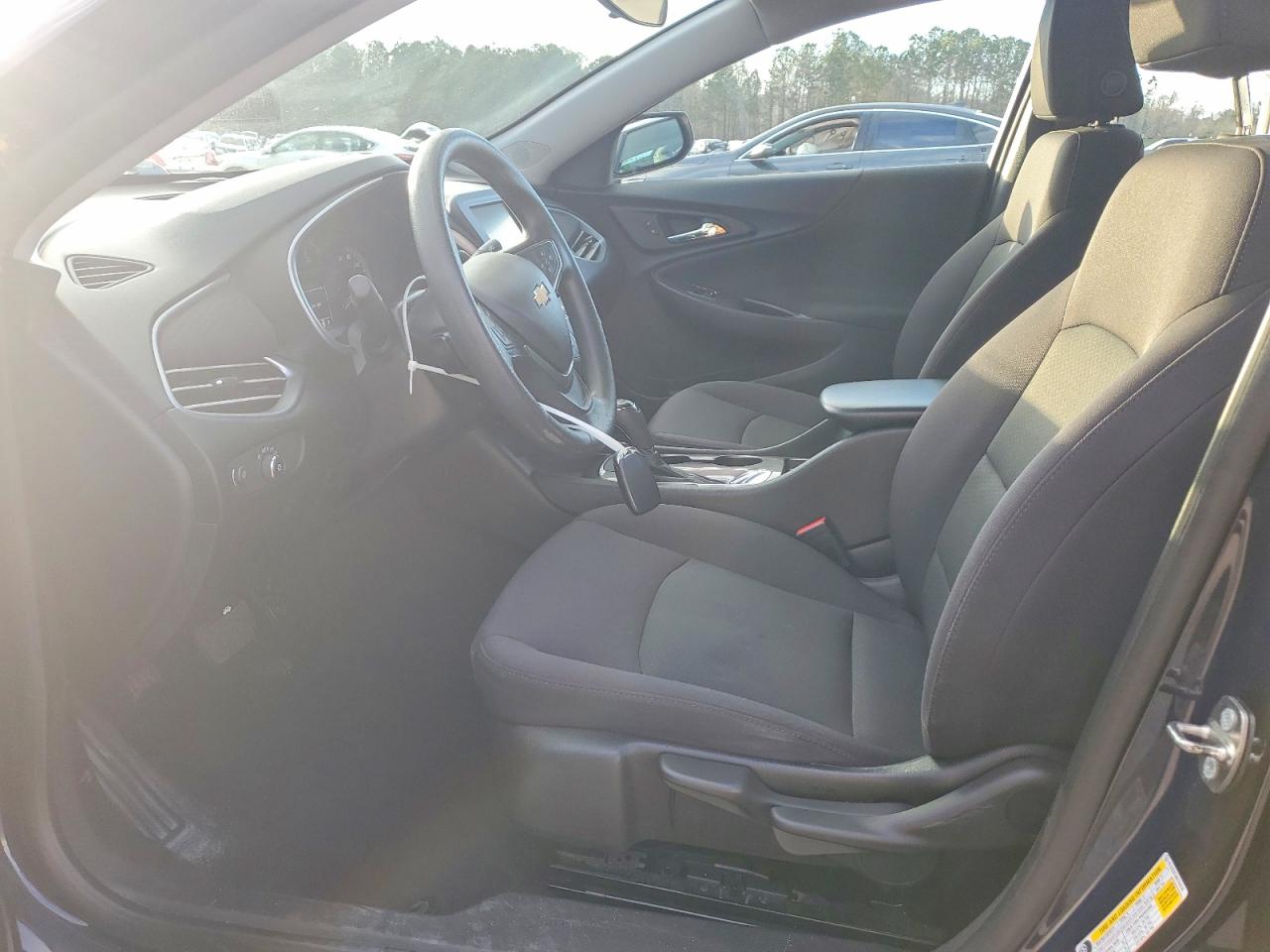 2017 CHEVROLET MALIBU LS photo 7
