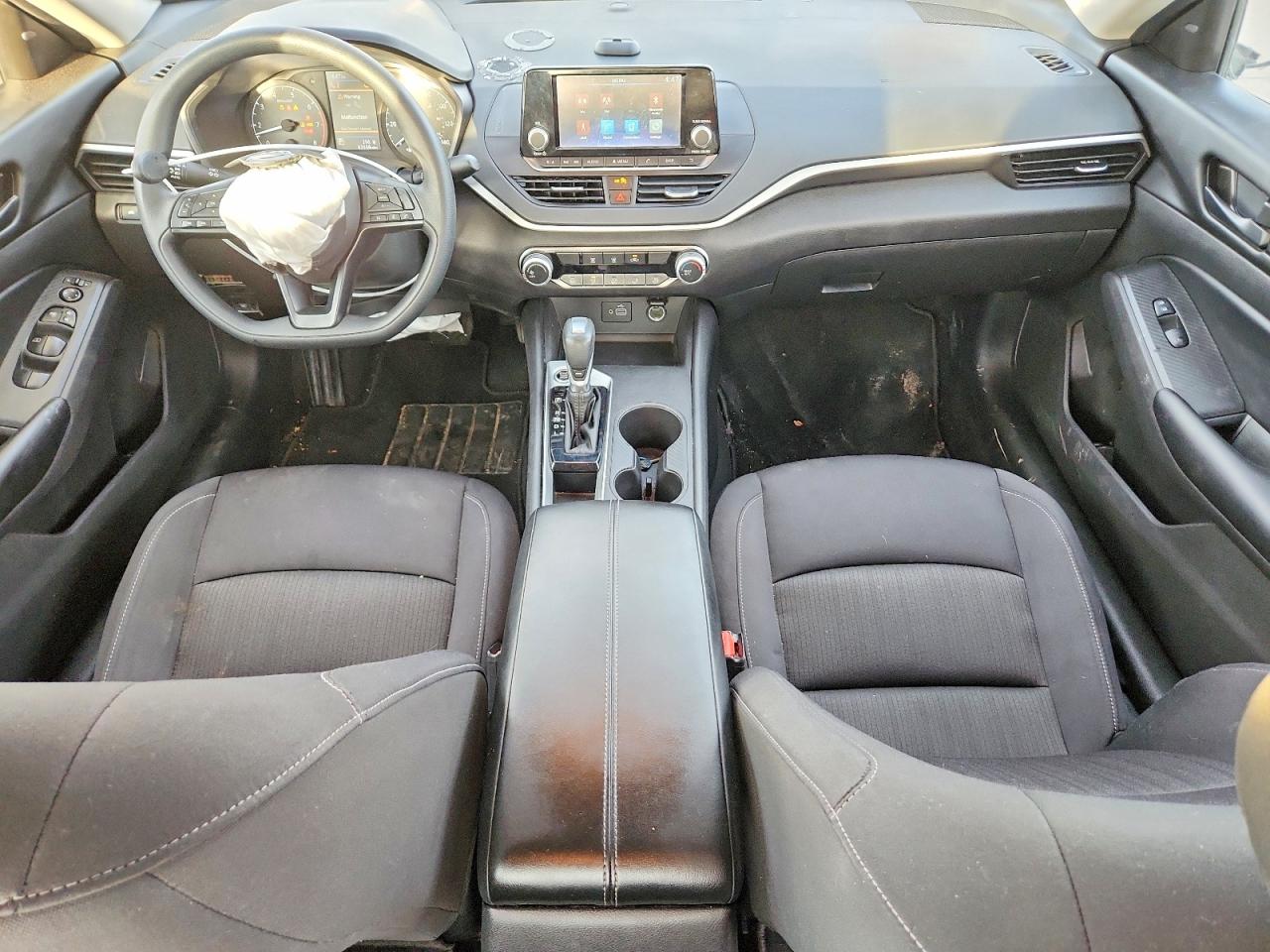 2024 NISSAN ALTIMA S photo 8