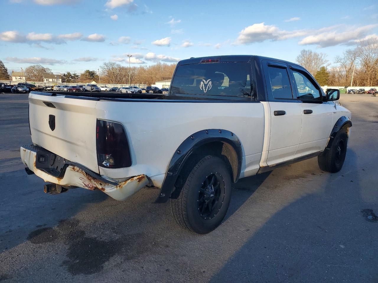 2013 RAM 1500 ST photo 3