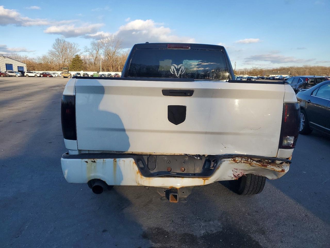 2013 RAM 1500 ST photo 6