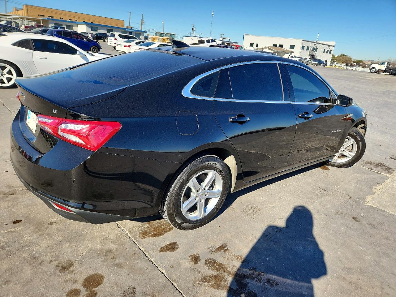 2022 CHEVROLET MALIBU LT photo 3