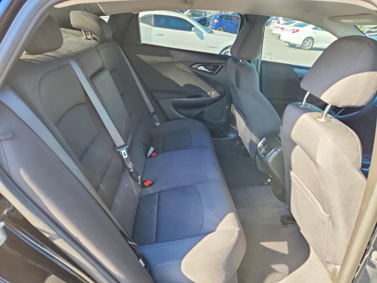 2022 CHEVROLET MALIBU LT photo 10
