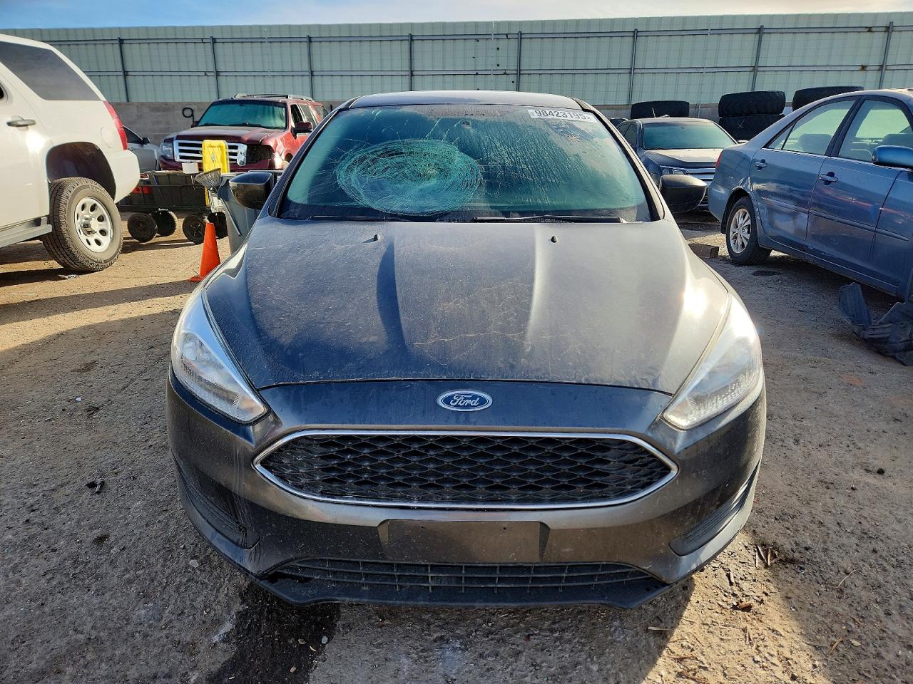 2018 FORD FOCUS SE photo 5