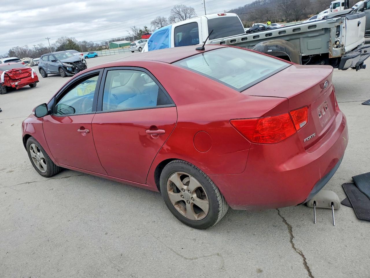 2010 KIA FORTE EX photo 2