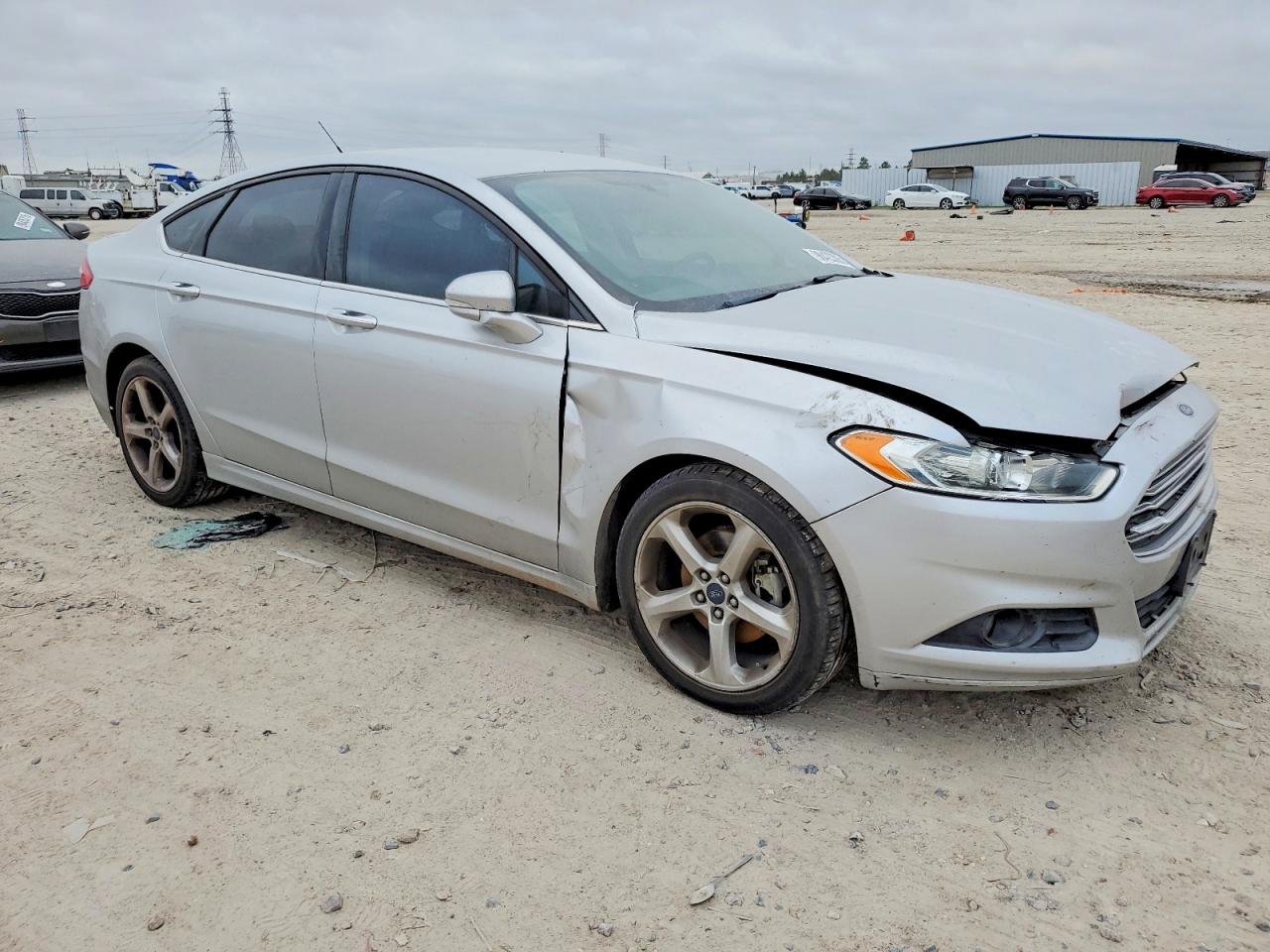 2016 FORD FUSION SE photo 4
