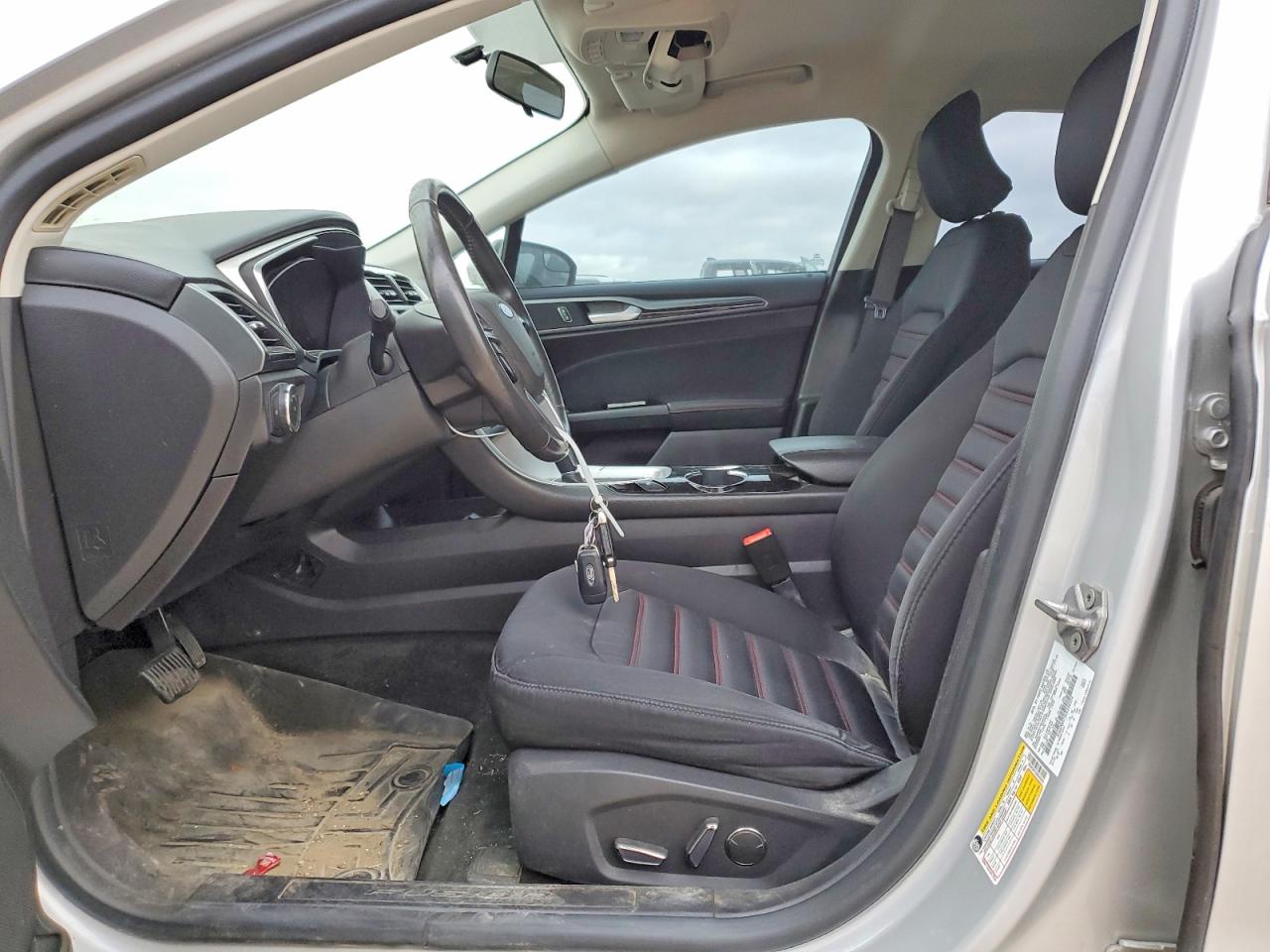 2016 FORD FUSION SE photo 7