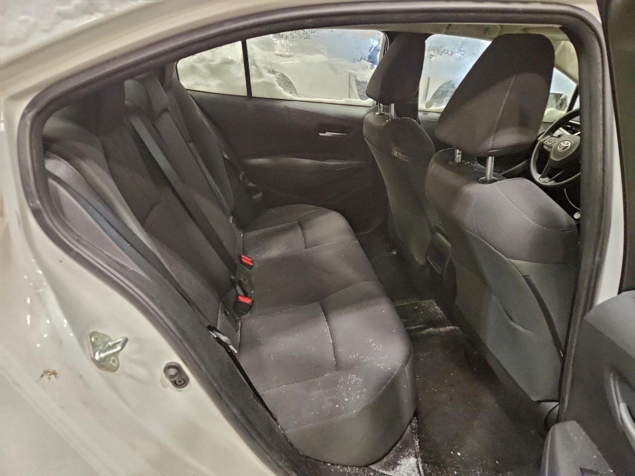 2020 TOYOTA COROLLA LE photo 10