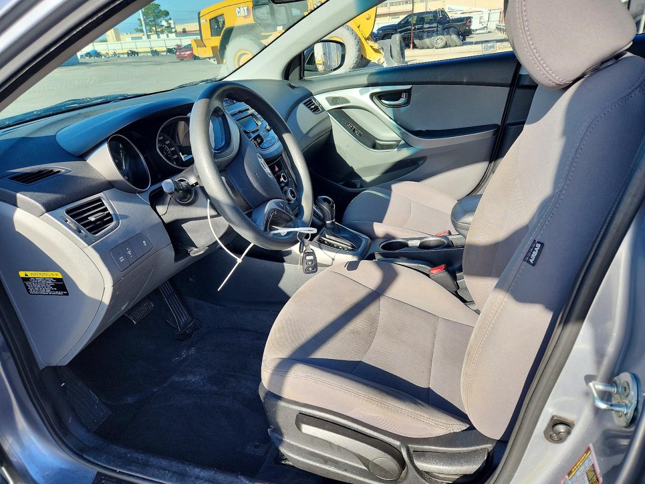 2016 HYUNDAI ELANTRA SE photo 7