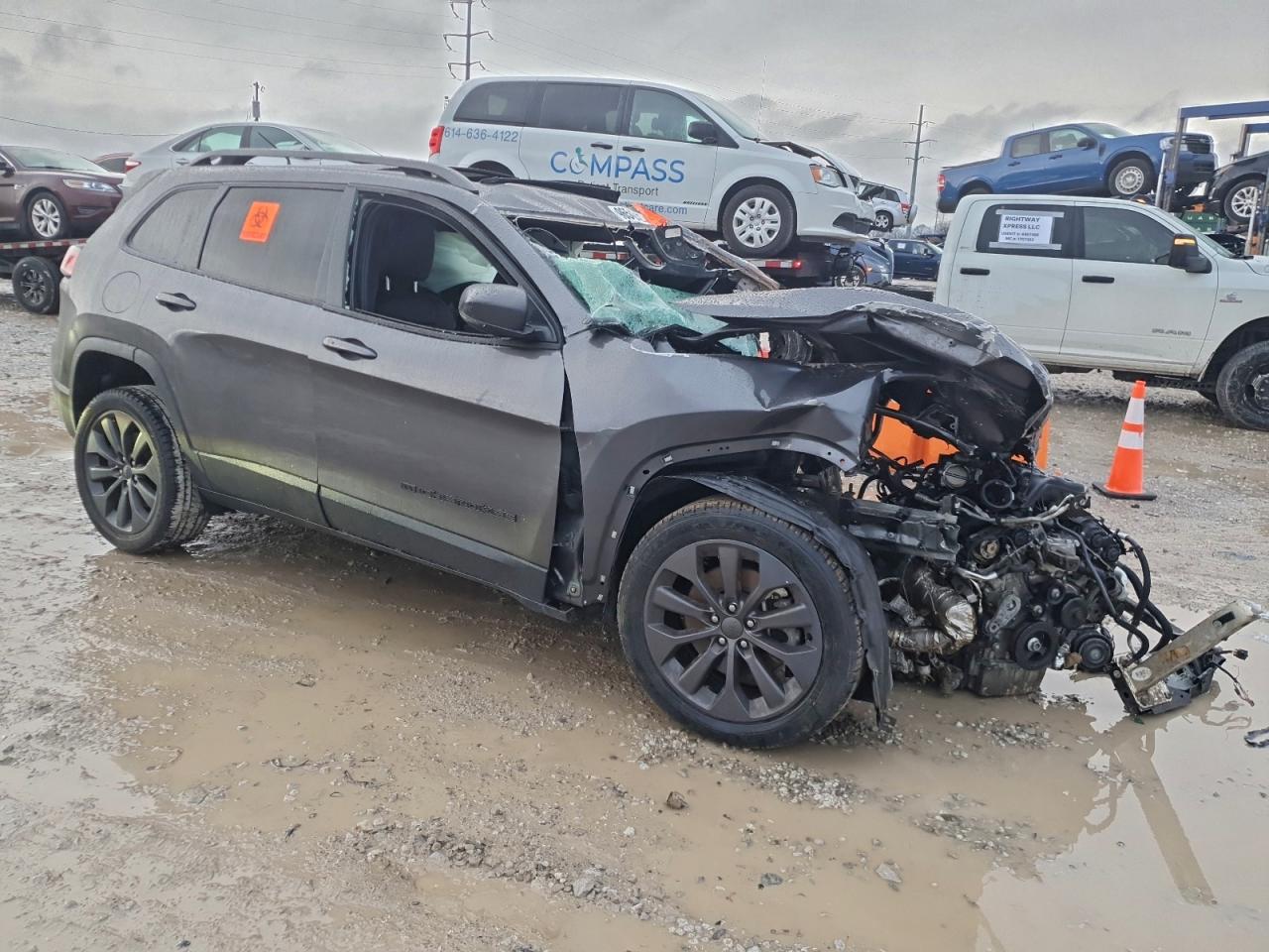 2021 JEEP CHEROKEE LATITUDE LUX photo 4
