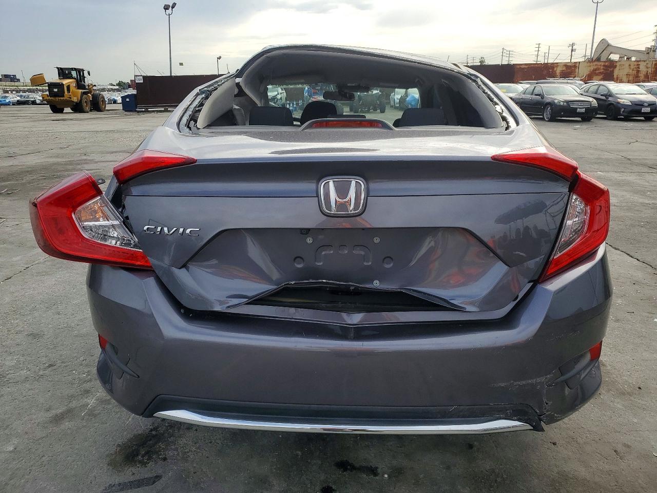 2020 HONDA CIVIC LX photo 6