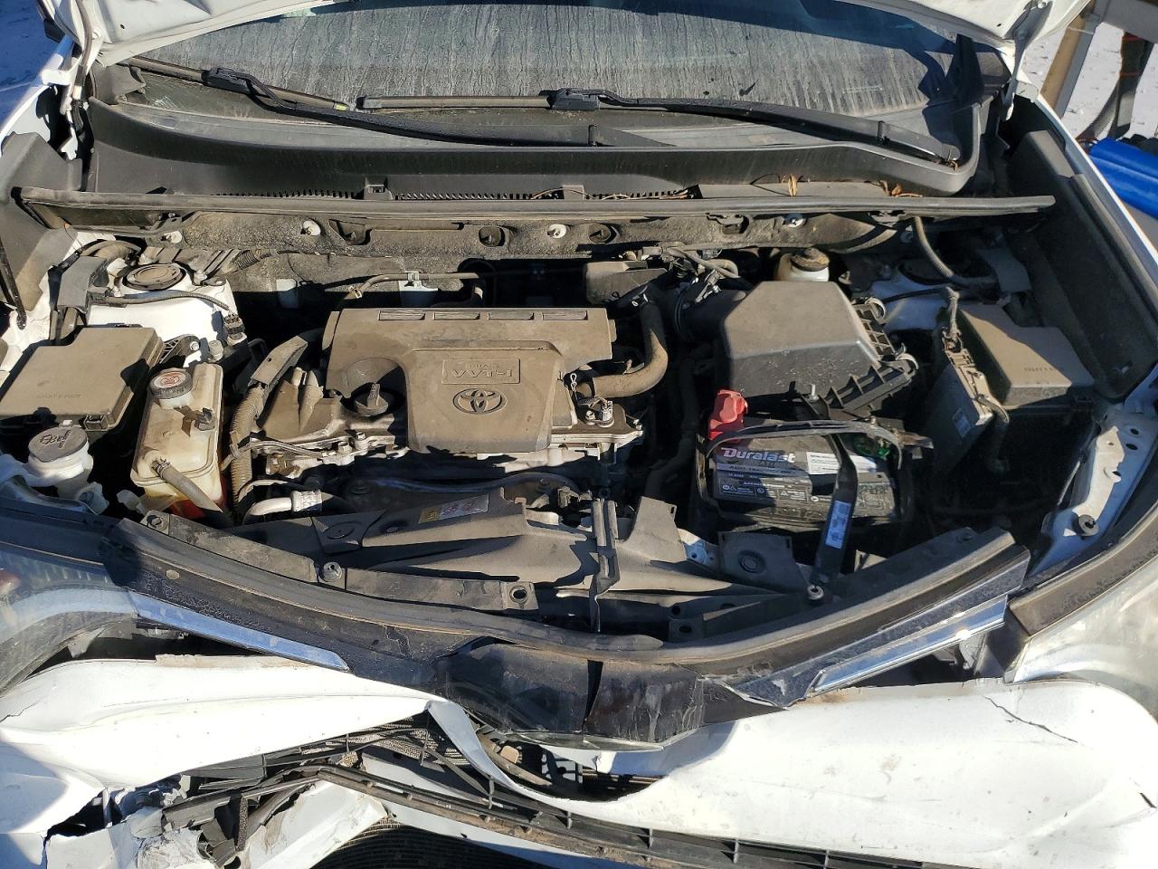 2018 TOYOTA RAV4 LE photo 11