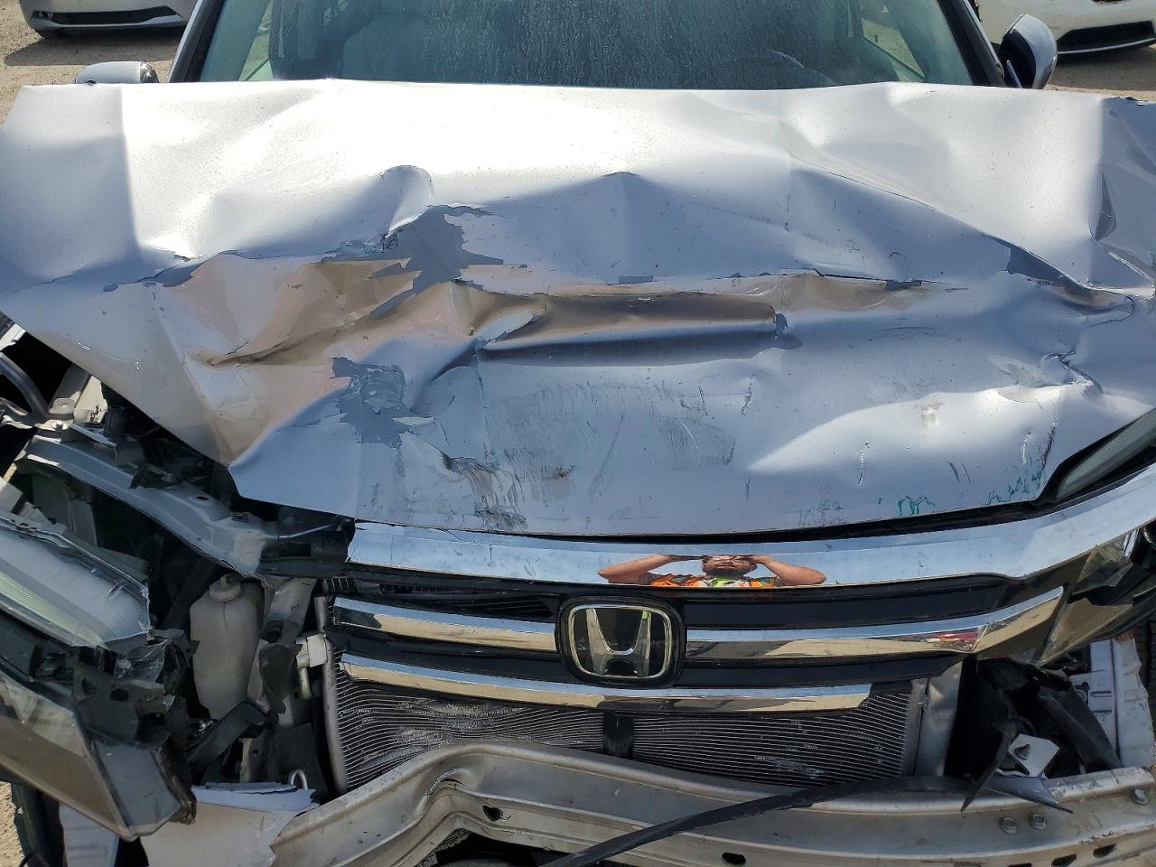 2016 HONDA PILOT TOURING photo 12