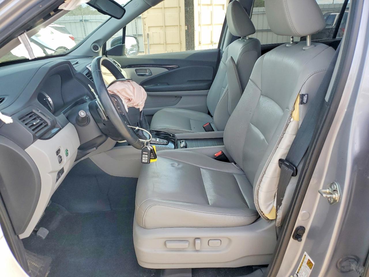 2016 HONDA PILOT TOURING photo 7