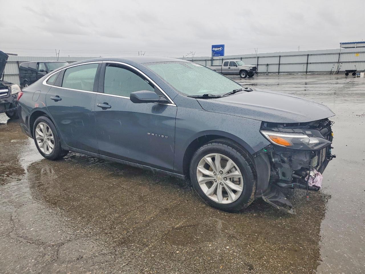 2020 CHEVROLET MALIBU LT photo 4