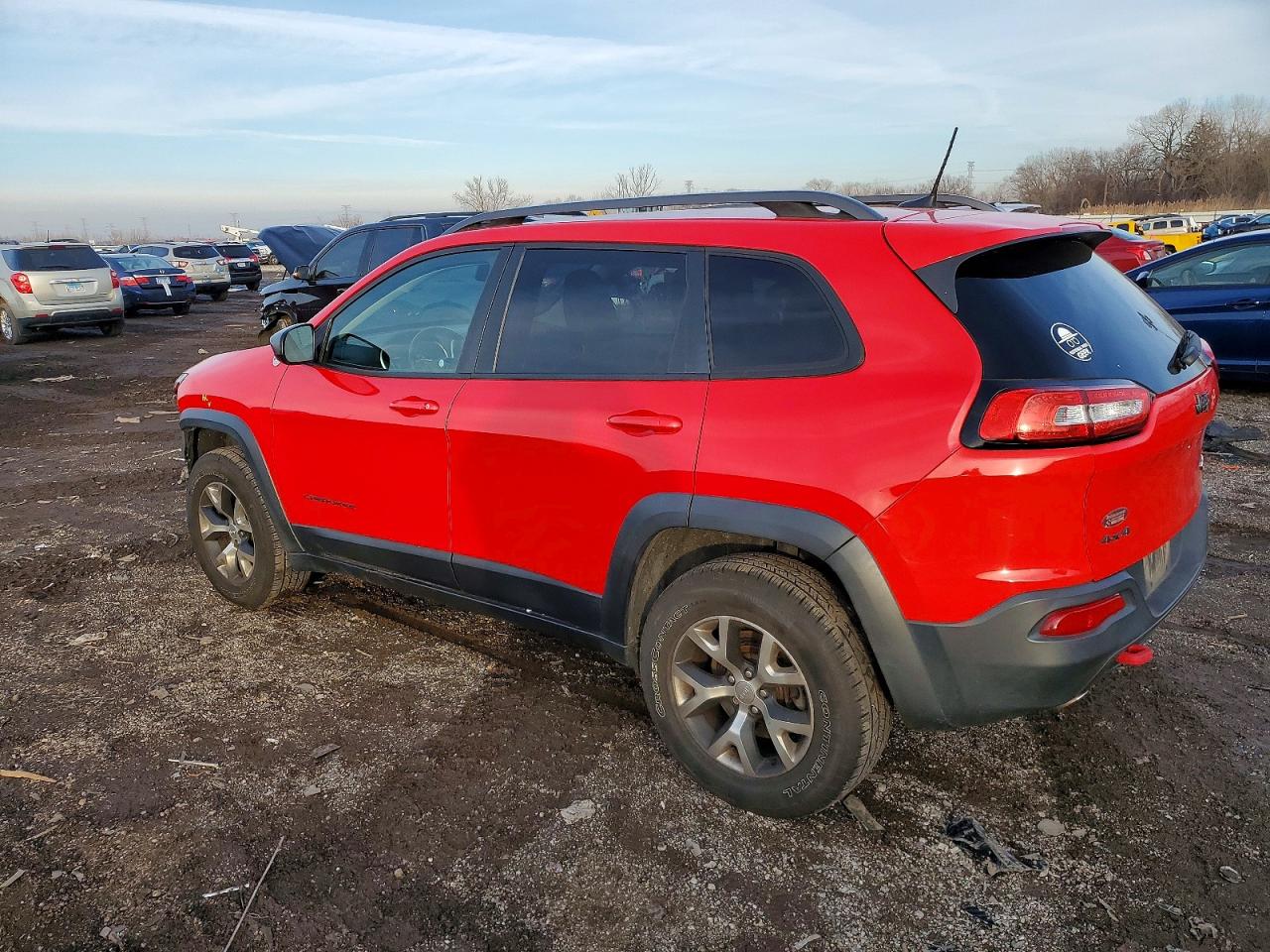 2017 JEEP CHEROKEE TRAILHAWK photo 2
