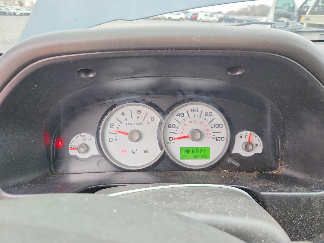 2005 FORD ESCAPE XLT photo 9
