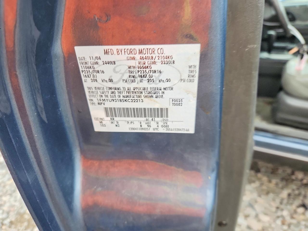 2005 FORD ESCAPE XLT photo 12