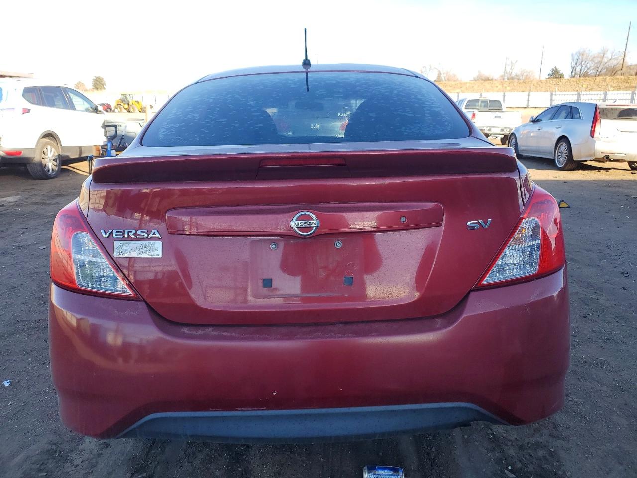 2018 NISSAN VERSA SV photo 16