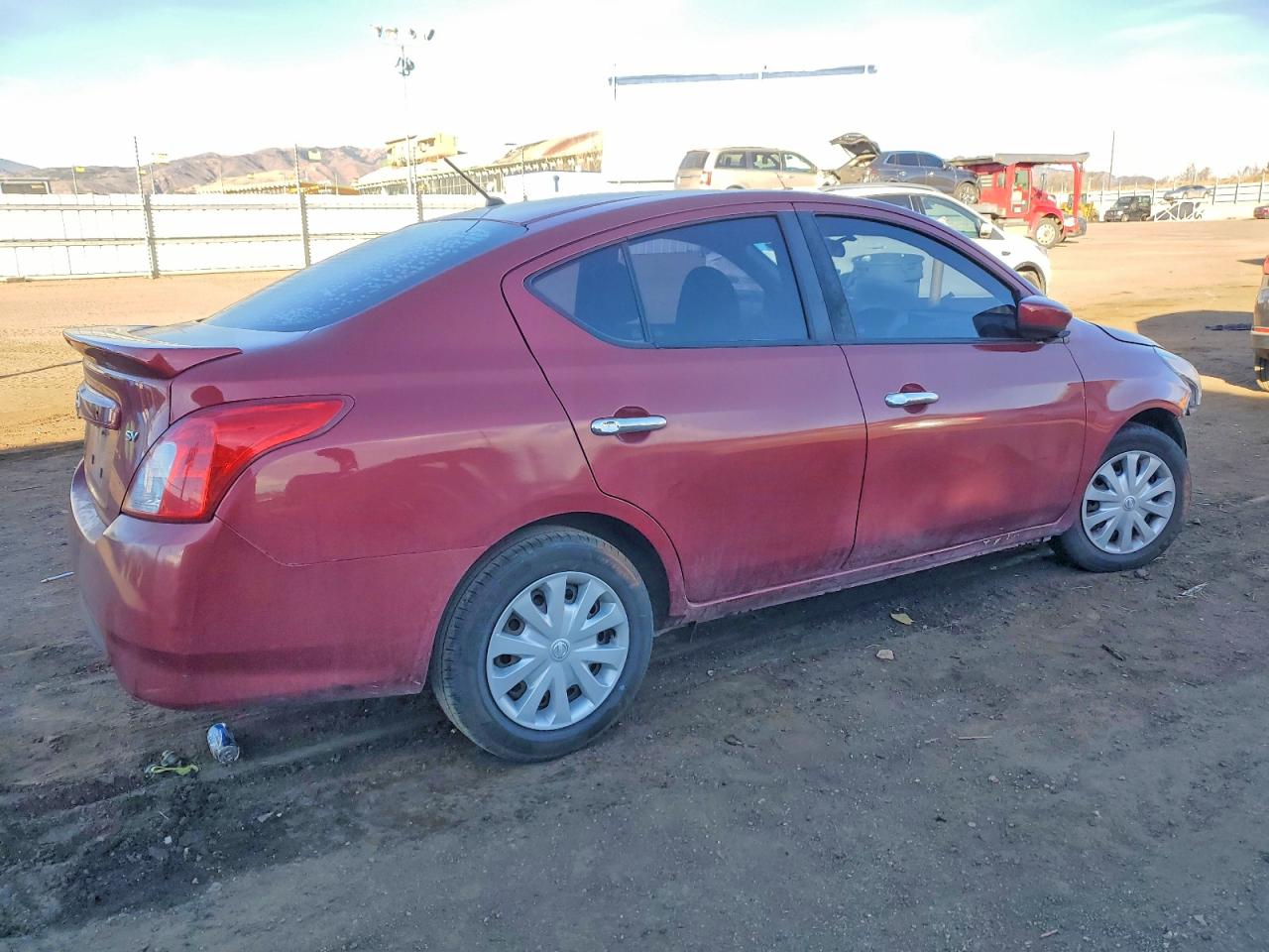 2018 NISSAN VERSA SV photo 7