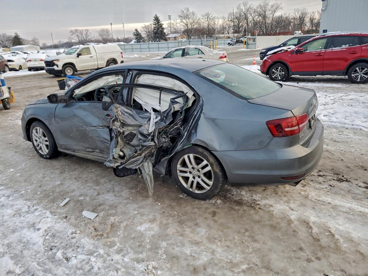 2018 VOLKSWAGEN JETTA S photo 3