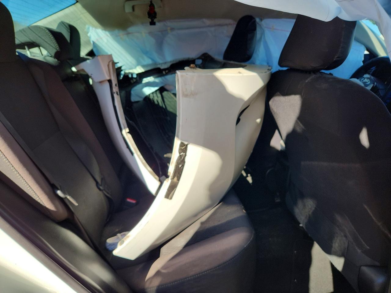 2018 TOYOTA COROLLA L photo 10