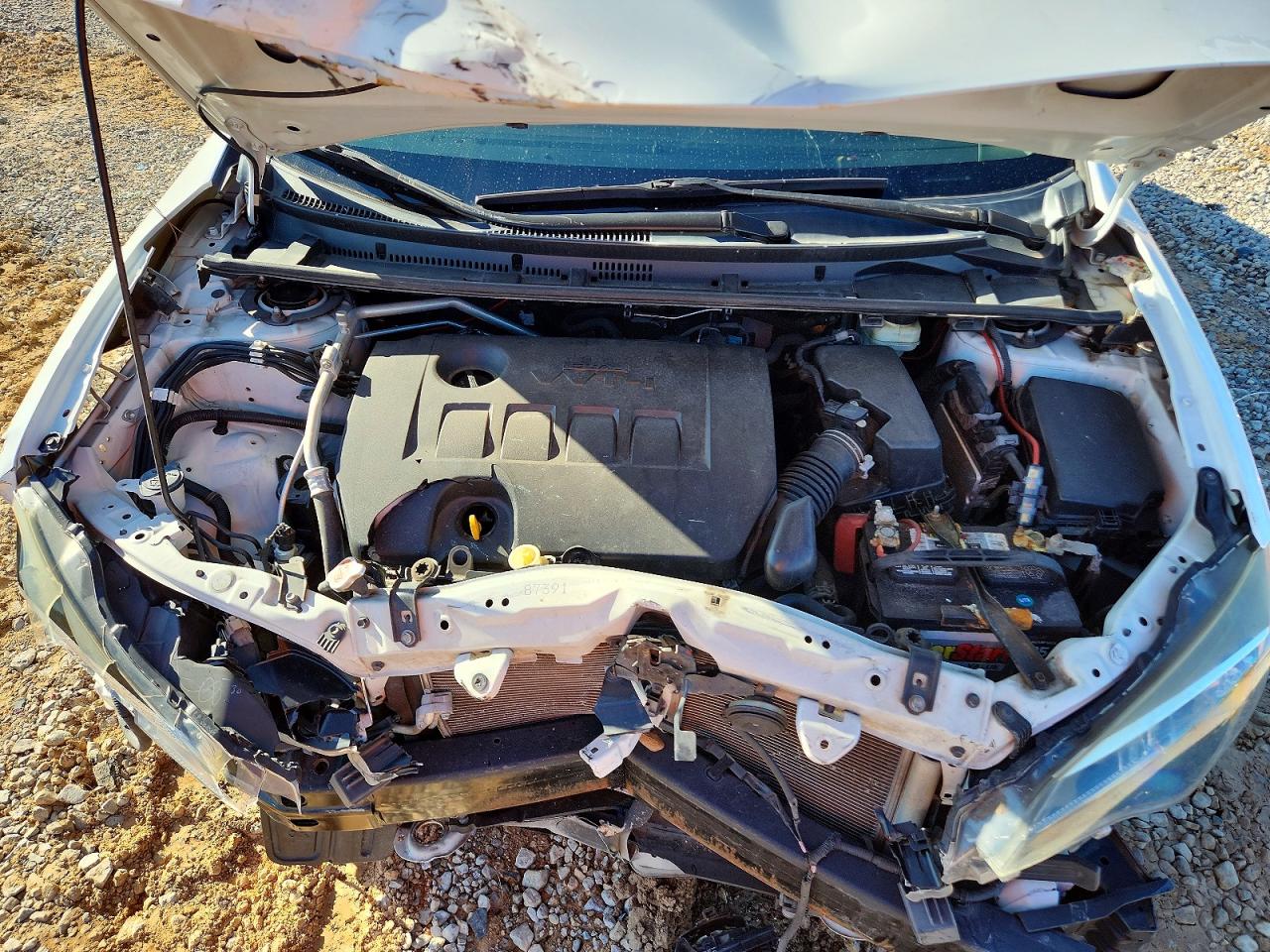 2018 TOYOTA COROLLA L photo 11