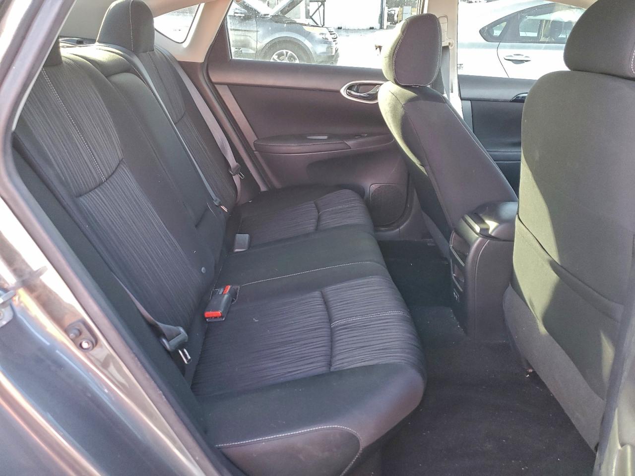 2018 NISSAN SENTRA S photo 10