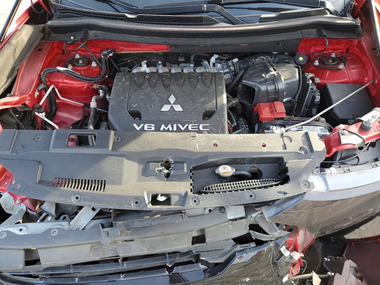 2019 MITSUBISHI OUTLANDER GT photo 12