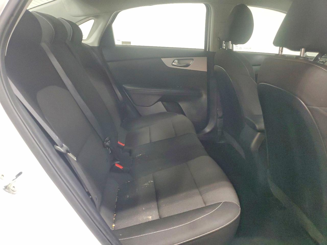 2024 KIA FORTE LX photo 28