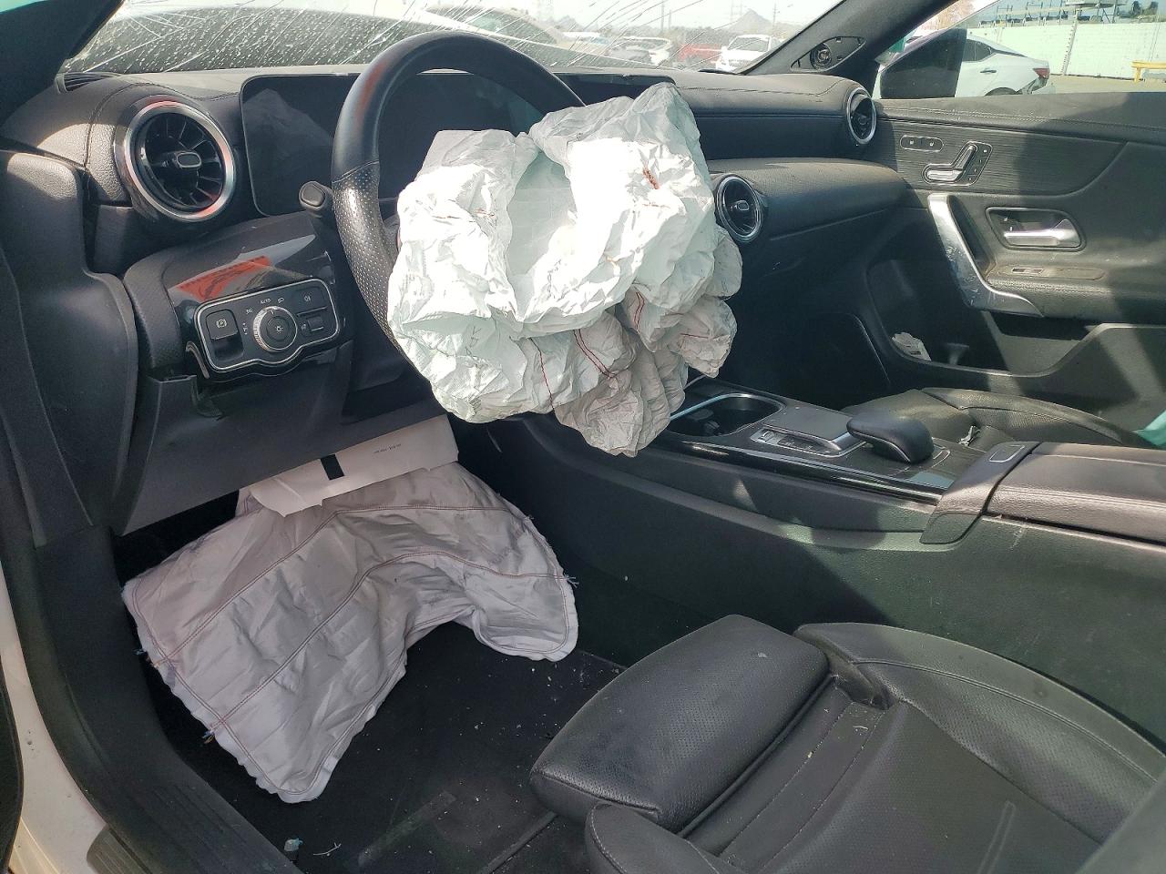 2020 MERCEDES-BENZ CLA 250 4MATIC photo 8