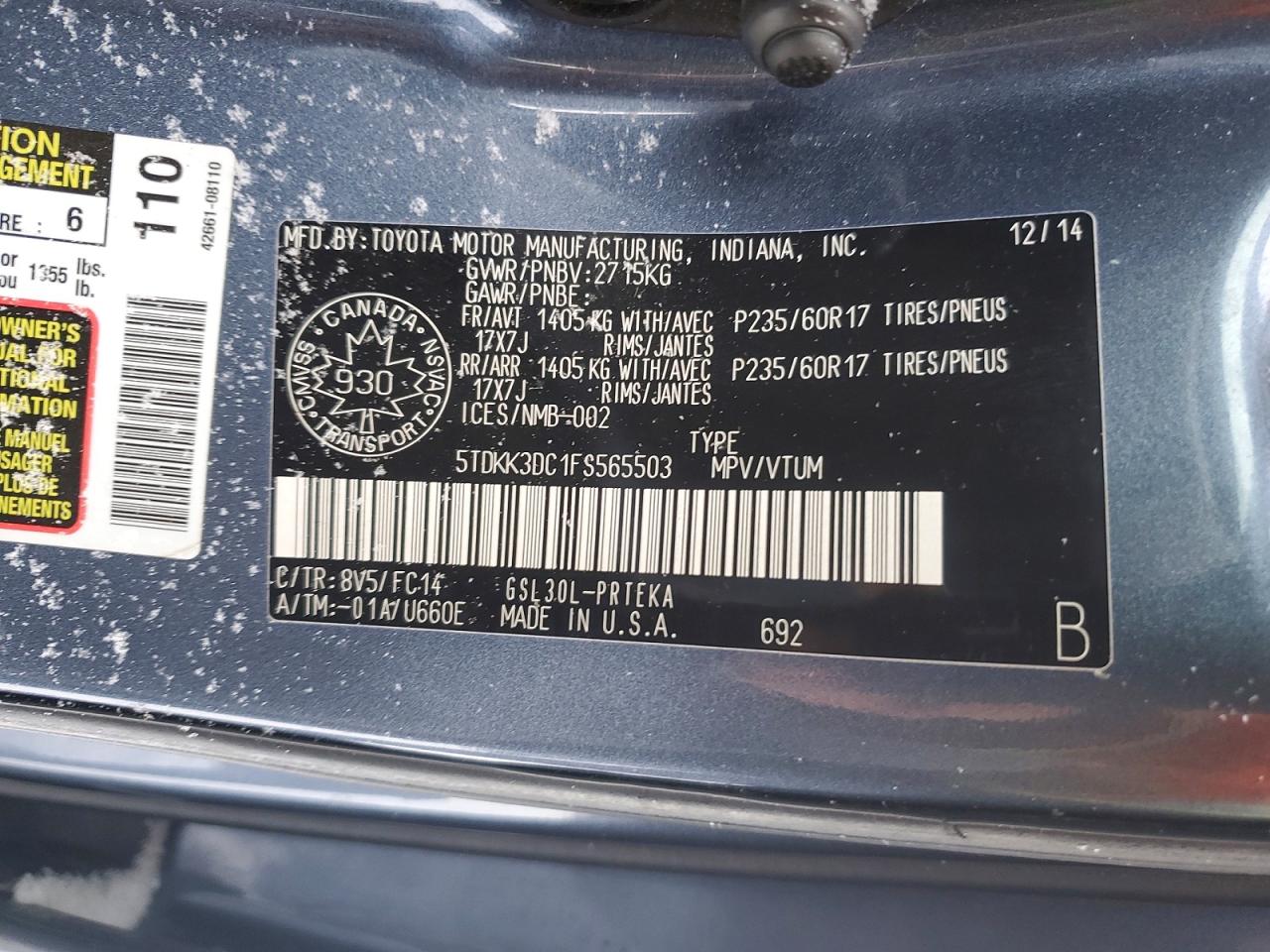 2015 TOYOTA SIENNA LE photo 27