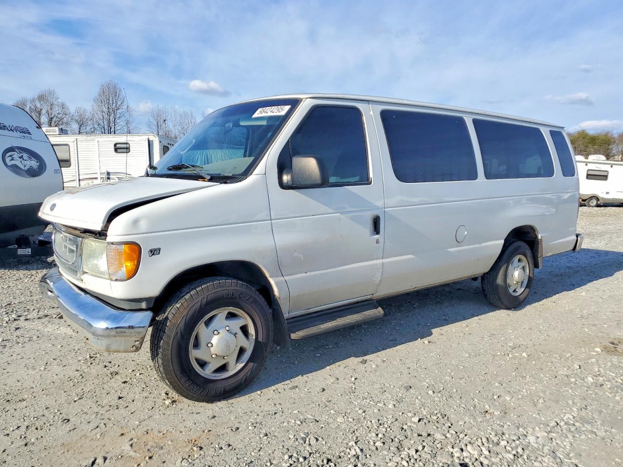 2002 FORD ECONOLINE