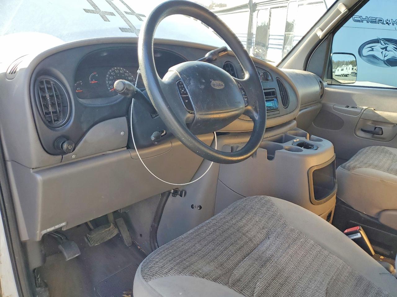 2002 FORD ECONOLINE E350 SUPER DUTY WAGON photo 15