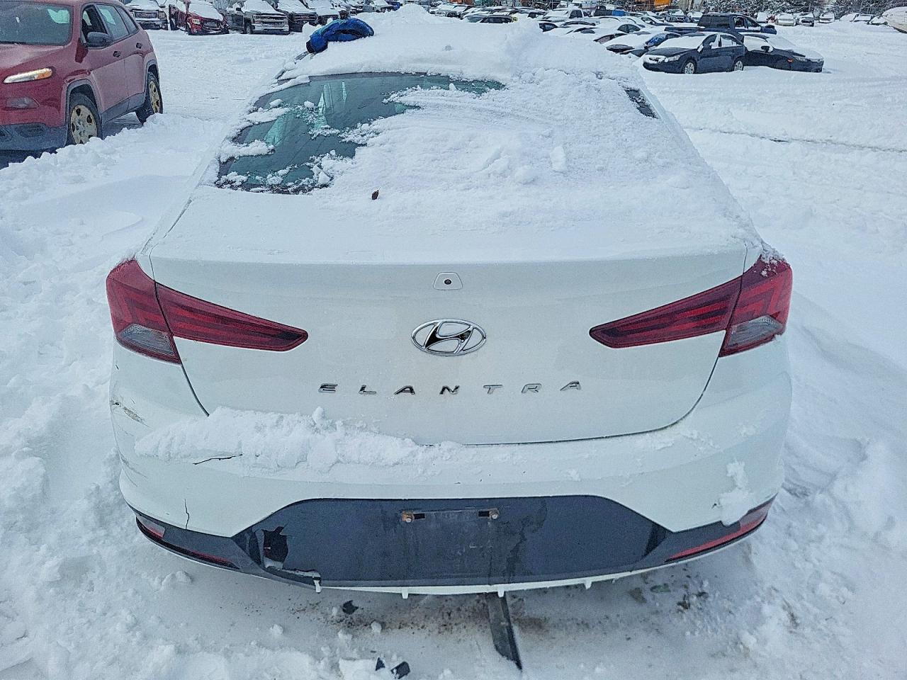 2020 HYUNDAI ELANTRA SEL photo 11