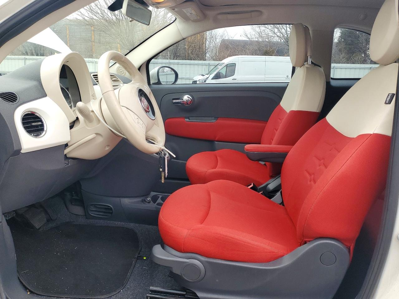 2012 FIAT 500 POP photo 13