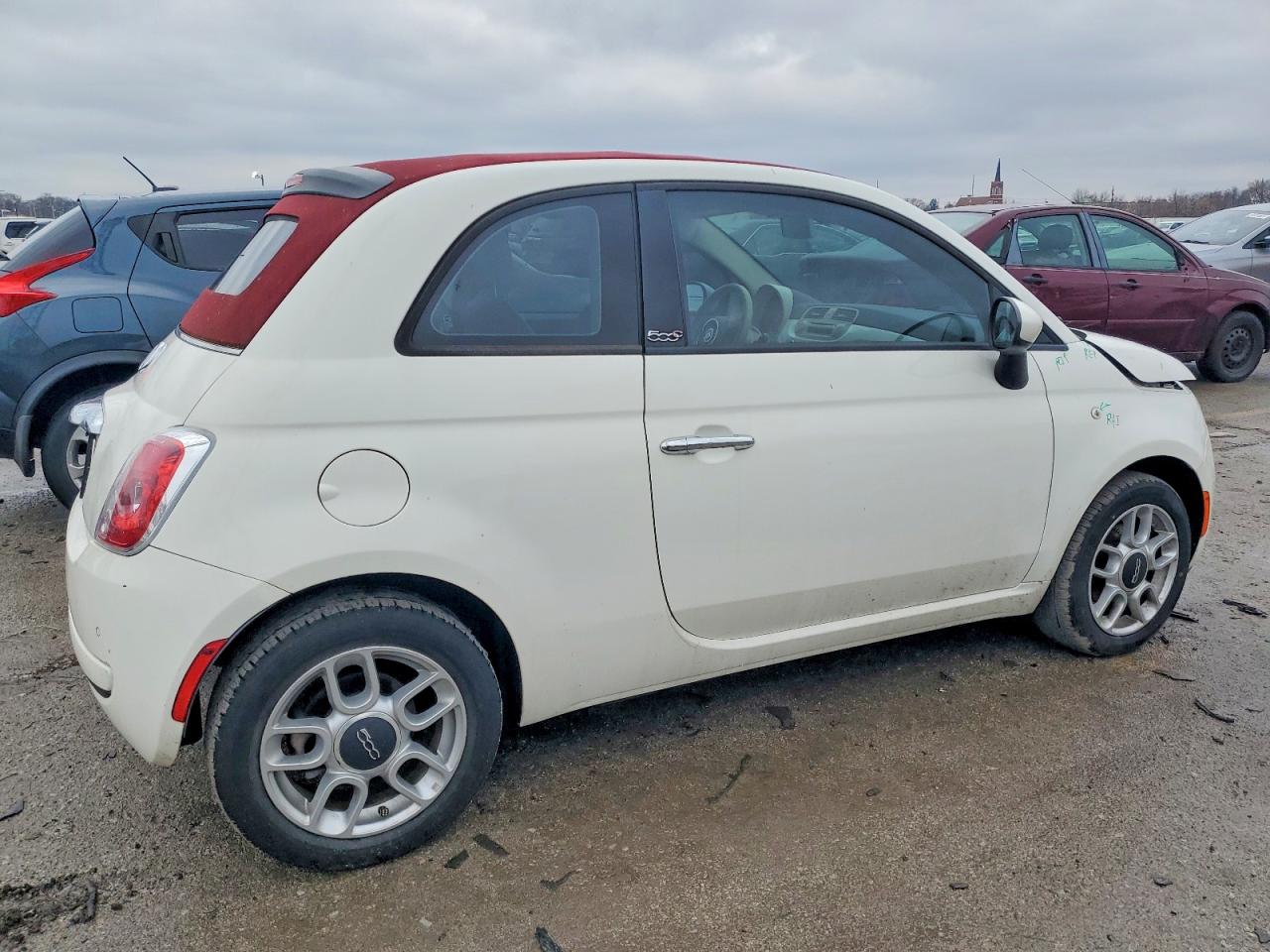 2012 FIAT 500 POP photo 5